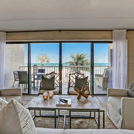 220 Amelia By The Sea Condo